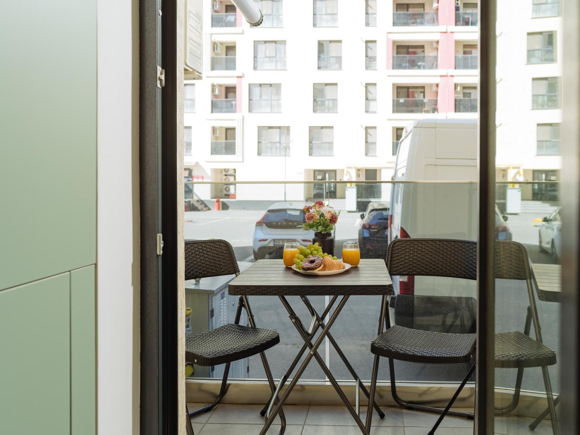 Plaza Luxury & Cozy Apartment