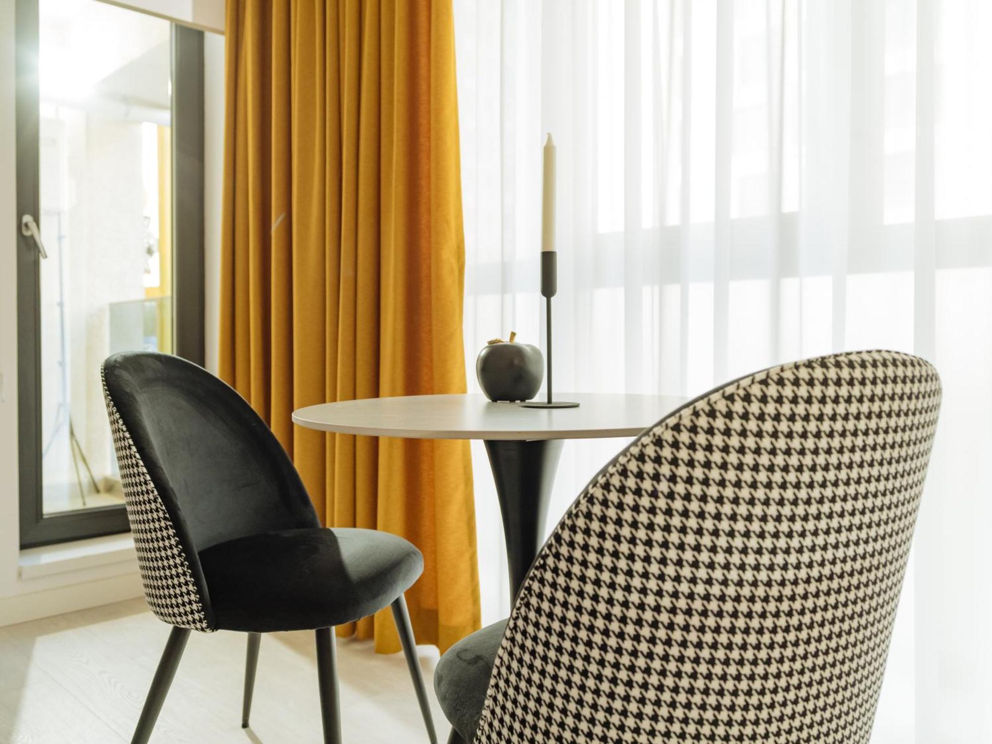 Plaza Luxury & Cozy Apartment *